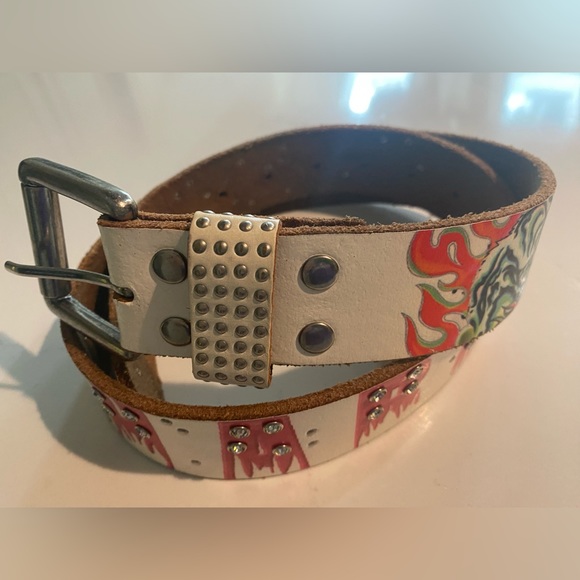 VTG White and Multi Color Ed Hardy Logo Leather Belt with rhinestones & studs 🔩 - Picture 13 of 16